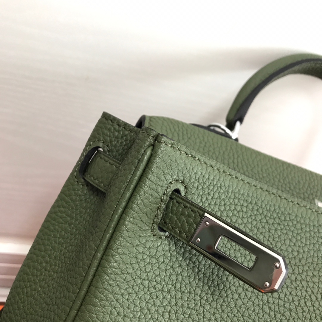 Hermes Kelly 32cm Handbag Shoulder Bag in Forest Green Togo Leather